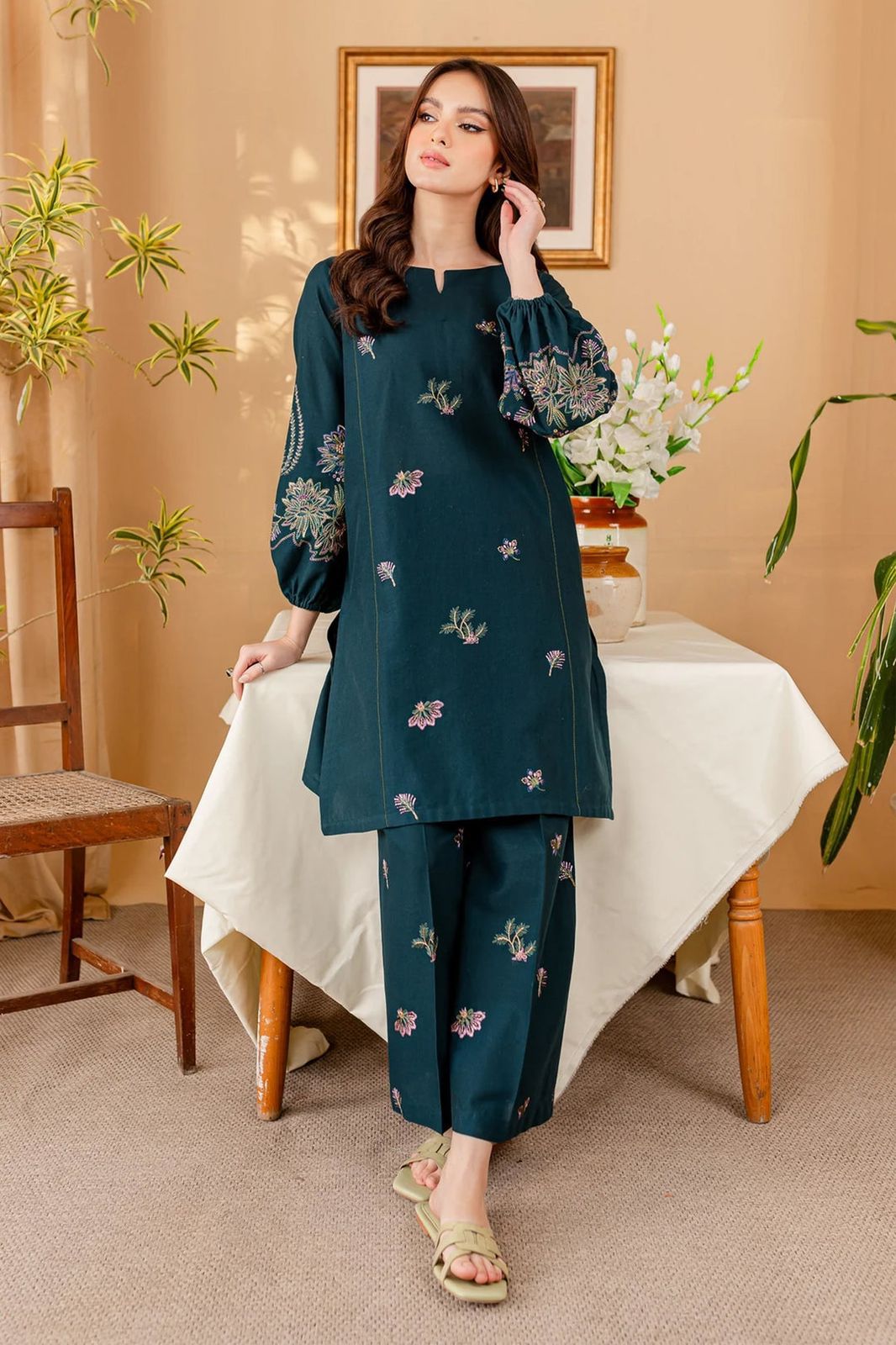 BATIK 2 piece embroidered