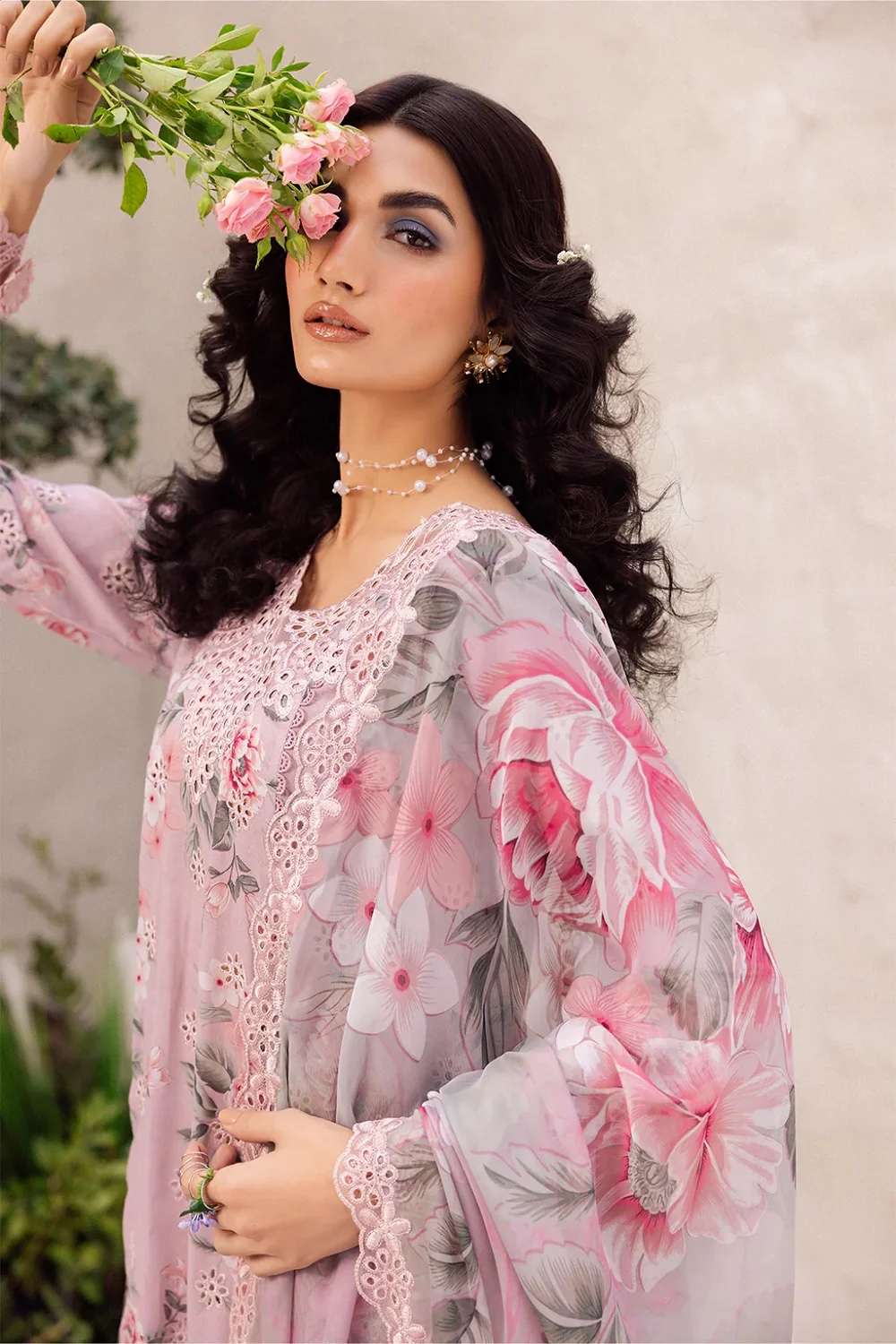 Iznik all-over printed with embroidered patches and chicken Kari work