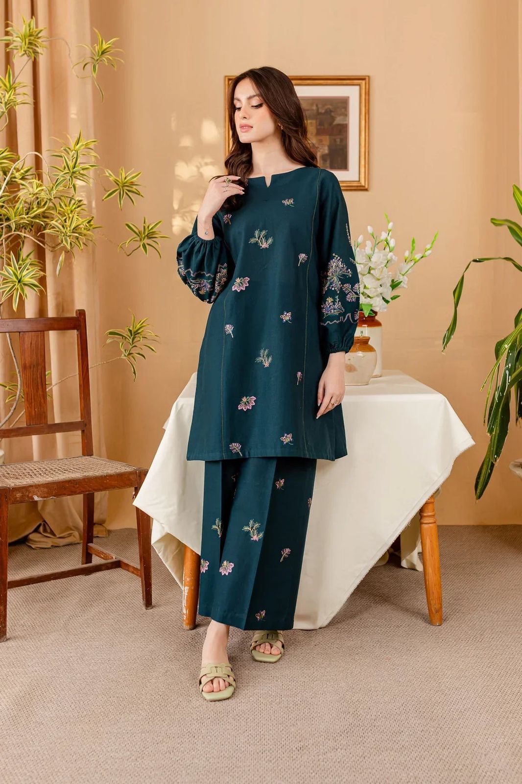BATIK 2 piece embroidered